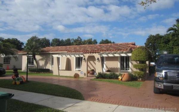 Royale Green, 5432 SW 127th Ct, Kendale Lakes, Florida 33175, image 2