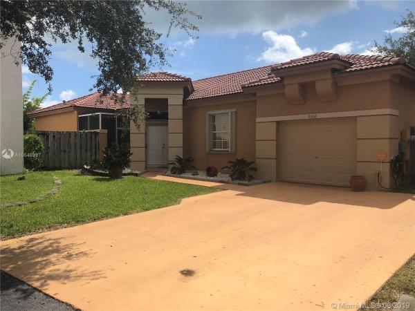 Monterey Lakes, 9006 SW 214th Ln, Cutler Bay, Florida 33189, image 2