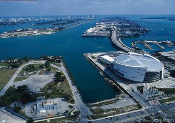 900 Biscayne Bay, 900 Biscayne Blvd #3807, Miami, Florida 33132, image 2