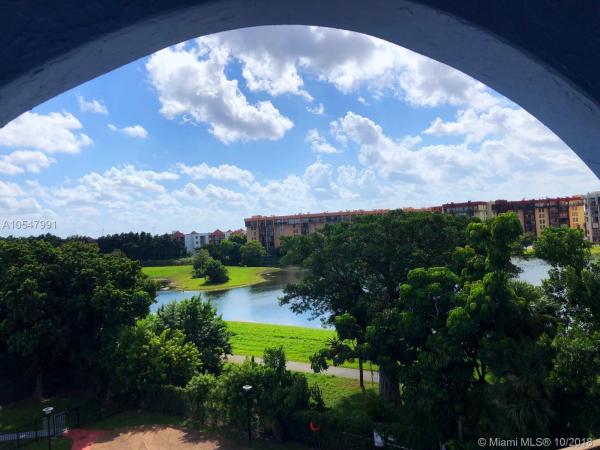 Bleau Grotto, 9460 Fontainebleau Blvd. #520, Fountainebleau, Florida 33172, image 2