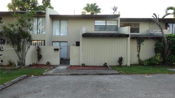 Snapper Creek Townhouses, 6604 SW 114th Ave, Kendall, Florida 33173, image 2