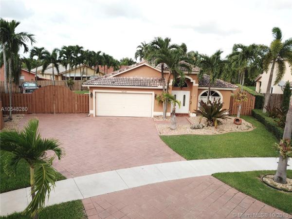 The Mansions, 16545 SW 100th Ter, The Hammocks, Florida 33196, image 2