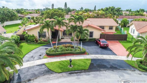 Las Palmas, 10400 SW 13th St, University Park, Florida 33174, image 2