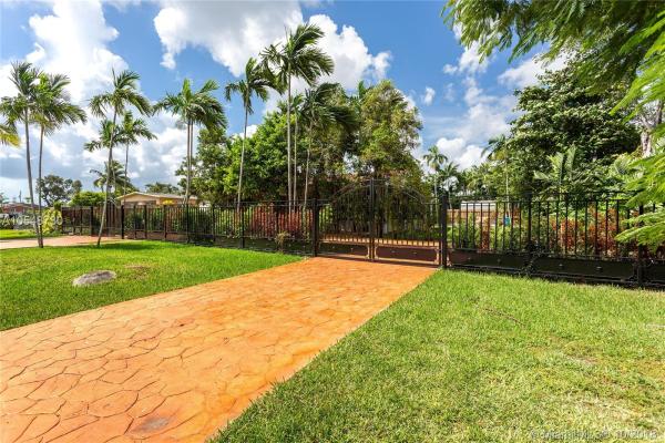 Central Miami, 3230 SW 73rd Ave Rd, Coral Terrace, Florida 33155, image 2