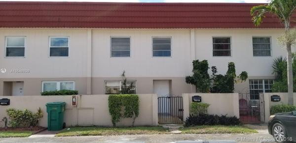 The Manors Of Inverrary, 4016 Inverrary Dr #D7, Lauderhill, Florida 33319, image 2