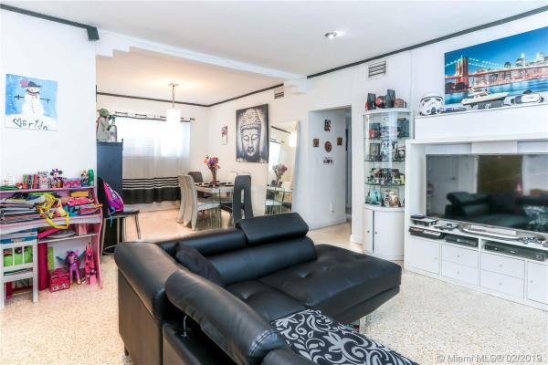 South Shore Yacht & Golf Club, 200 S Shore Dr #8, Miami Beach, Florida 33141, image 2