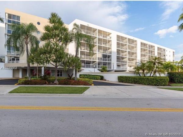 Le Frontenac, 17801 N Bay Rd #504, Sunny Isles Beach, Florida 33160, image 2