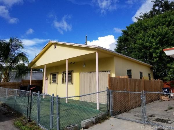 Trailer City, 13581 NE 20th Ave, North Miami Beach, Florida 33181, image 2