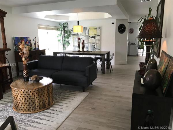 Bonita Lakes, 13537 SW 118th Path, Three Lakes, Florida 33186, image 2