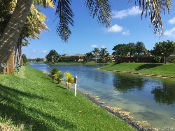 Pelican Bay At Old Cutler Lakes, 9104 SW 209th Ter, Cutler Bay, Florida 33189, image 2