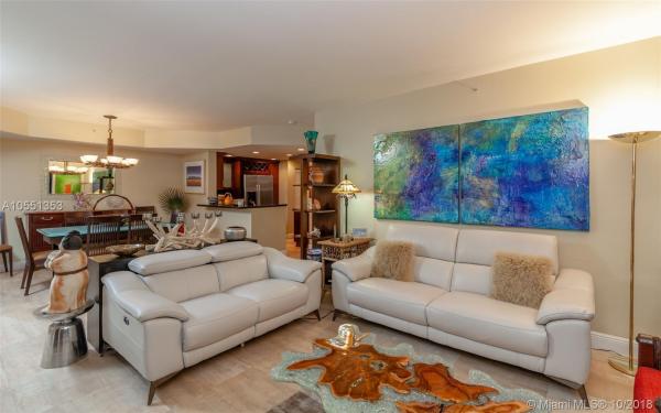 Courvoisier Courts, 701 Brickell Key Blvd #1006, Miami, Florida 33131, image 2