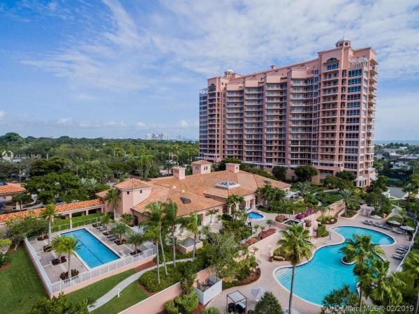 The Gables Club, 10 Edgewater Dr #15D, Coral Gables, Florida 33133, image 2
