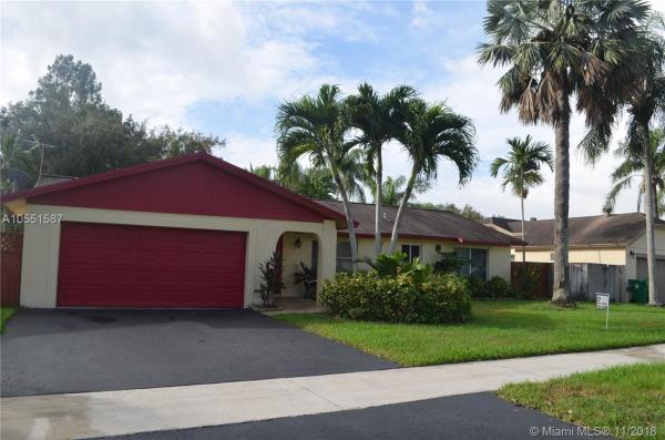 Orange Tree Lakes, 12730 SW 12th Ct, Davie, Florida 33325, image 2