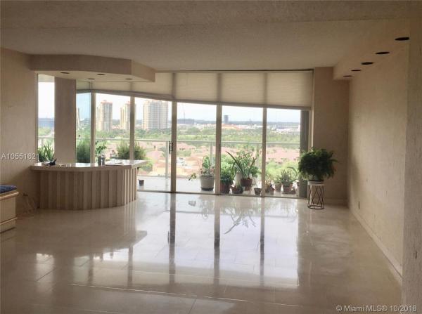 Marina Tower, 19500 Turnberry Way #12C, Aventura, Florida 33180, image 2