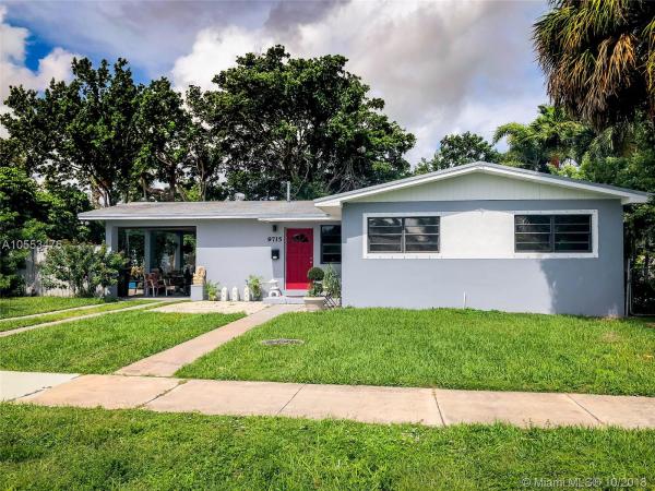 Pine Tree Manor, 9715 Cutler Ridge Dr, Cutler Bay, Florida 33157, image 2