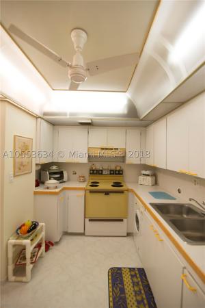 Marbella Tower, 200 178th Dr #712, Sunny Isles Beach, Florida 33160, image 2