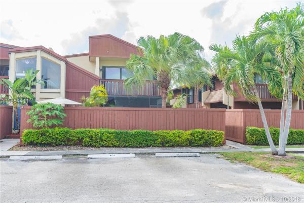 Snapper Village, 7104 SW 114th Pl #H-46, Kendall, Florida 33173, image 2