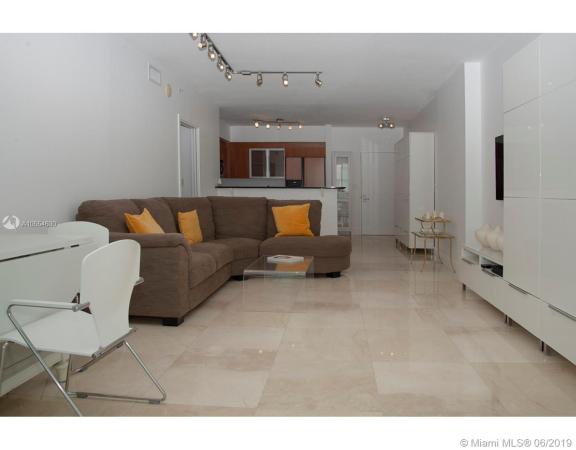 One Miami East, 335 S Biscayne Blvd #1801, Miami, Florida 33131, image 2