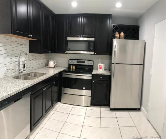 Village Square, 7501 NW 16th St #3511, Plantation, Florida 33313, image 2