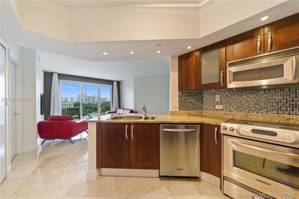 Turnberry Village South Tower, 19900 E Country Club Dr #607, Aventura, Florida 33180, image 2