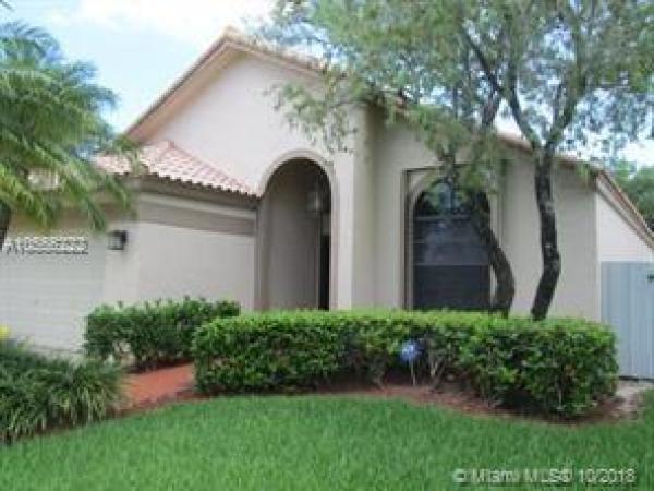 Citrus Glen, 113 Executive Cir, Boynton Beach, Florida 33436, image 2