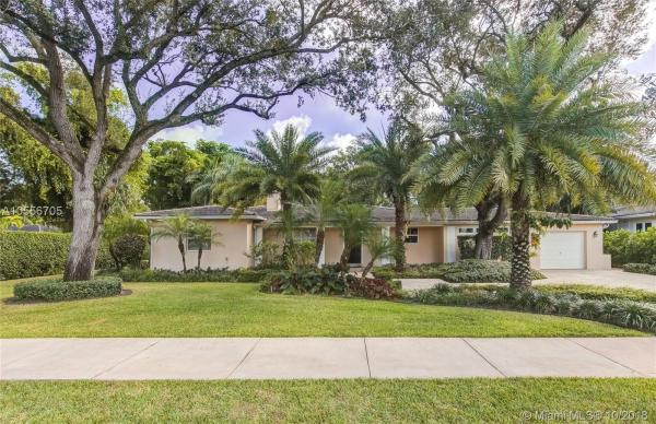 Riviera, 1140 S Alhambra Cir, Coral Gables, Florida 33146, image 2
