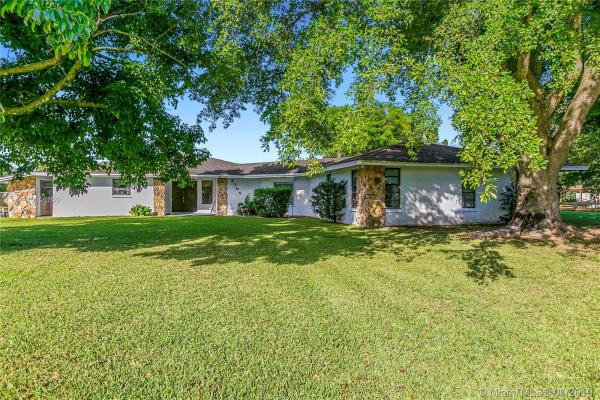 Green Meadows, 5195 SW 163rd Ave, Southwest Ranches, Florida 33331, image 2