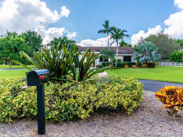 Sequoia Estates, 2751 SW 141st Ter, Davie, Florida 33330, image 2