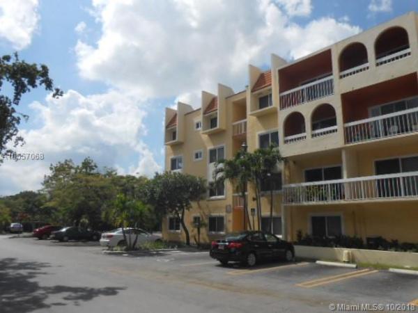 Village Of Kings Creek, 7705 Camino Real #b-113, Glenvar Heights, Florida 33143, image 2