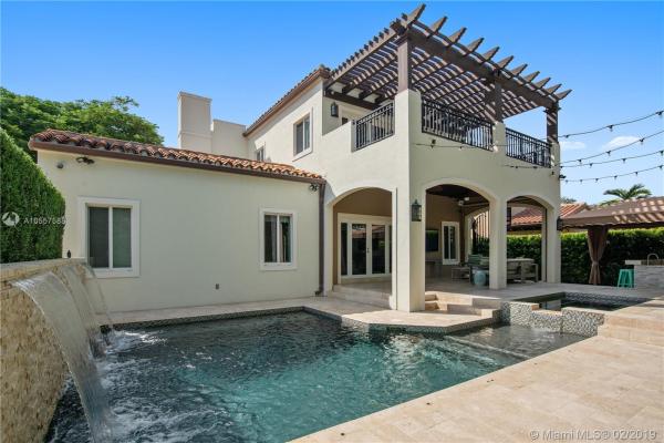 Coral Gables Country Club, 4514 Alhambra Cir, Coral Gables, Florida 33146, image 2