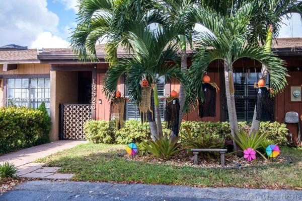 Cindis Place, 13526 SW 102nd Ln, The Crossings, Florida 33186, image 2