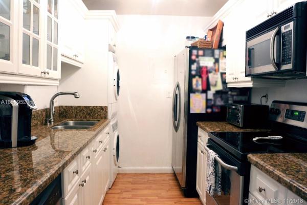 Kingston Square, 9470 SW 77th Ave #O8, Kendall, Florida 33156, image 2