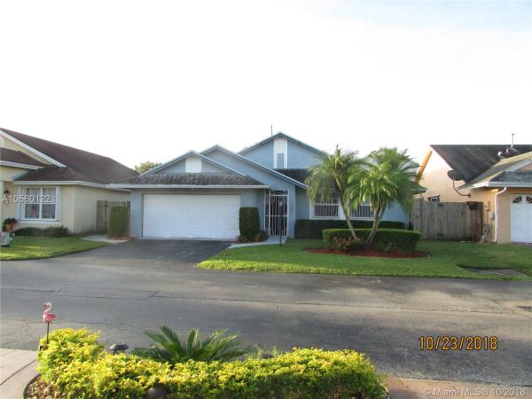Country Lake, 7888 NW 192nd St, Hialeah, Florida 33015, image 2