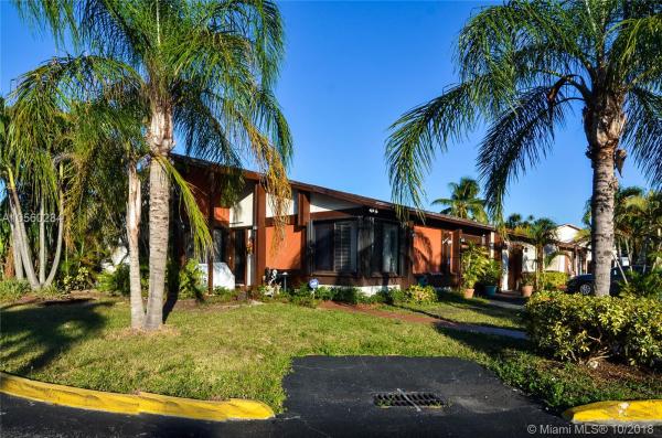 Cedar Landing At The Hammocks, 9769 SW 147th Pl, The Hammocks, Florida 33196, image 2