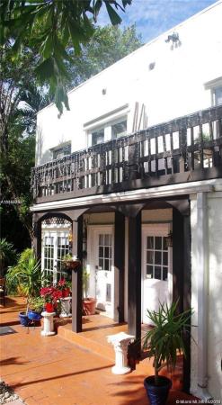 Douglas Circle, 3775 Kumquat Ave, Miami, Florida 33133, image 2