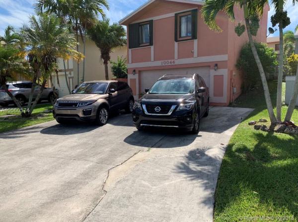 Montego Bay, 10044 SW 220th St, Cutler Bay, Florida 33190, image 2