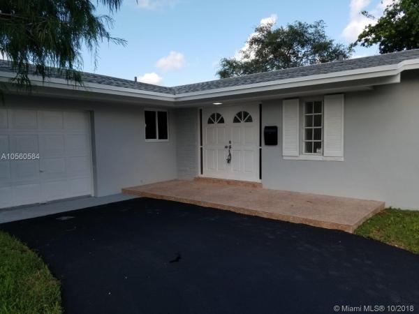 Point Royale, 20053 SW 103rd Ave, Cutler Bay, Florida 33189, image 2