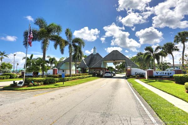 Oakridge, 1036 Oakridge D, Deerfield Beach, Florida 33442, image 2