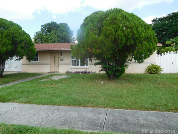 Carol City Gardens, 4043 NW 200th St, Miami Gardens, Florida 33055, image 2