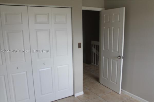Hydra Villas At Samari Lake, 9907 NW 80th Way #2116, Hialeah Gardens, Florida 33016, image 3