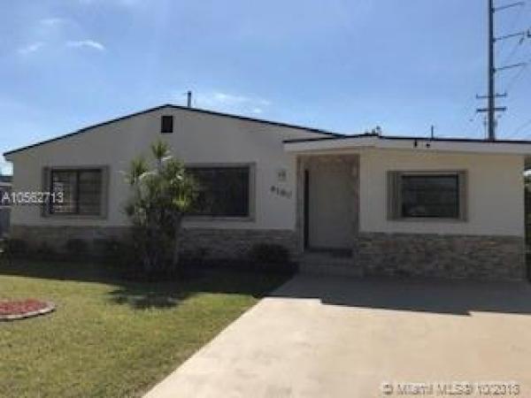 Calvert Manors, 6180 SW 17th St, West Miami, Florida 33155, image 2