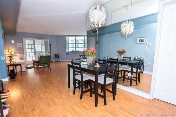 The Four Ambassadors, 825 Brickell Bay Dr #1250, Miami, Florida 33131, image 2