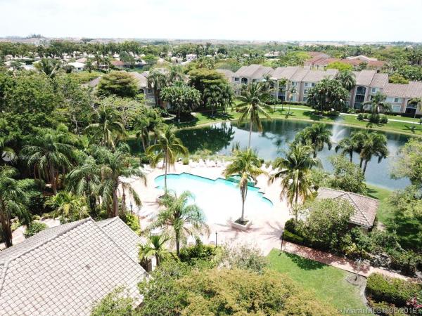 St Andrews At Miramar, 12142 Saint Andrews Pl #112, Miramar, Florida 33025, image 2