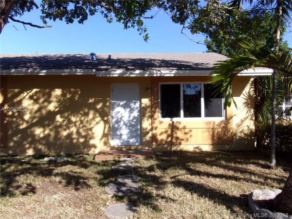Westwind Lakes Townhouses, 7197 SW 152nd Pl #7197, Kendall West, Florida 33193, image 2