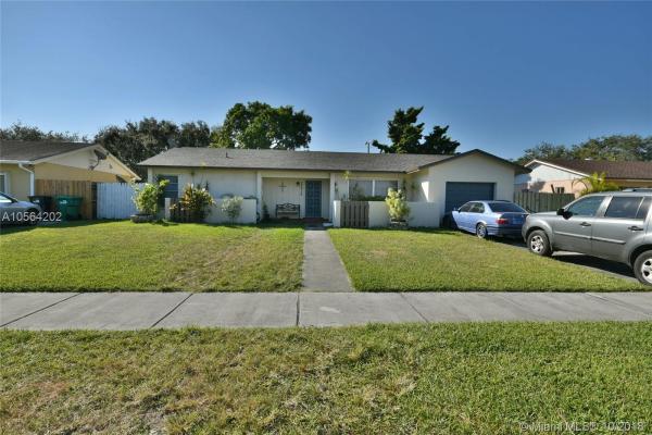 Pine Lake, 10910 SW 165th Ter, Palmetto Estates, Florida 33157, image 2