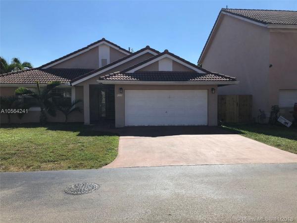 West Esplanade, 7958 NW 188th Ter, Hialeah, Florida 33015, image 2