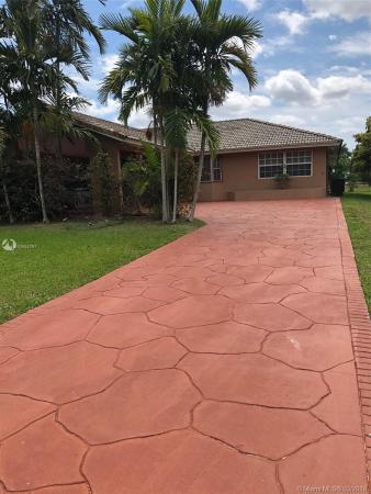 Sweetwater Estates, 12420 SW 6th St, Tamiami, Florida 33184, image 2