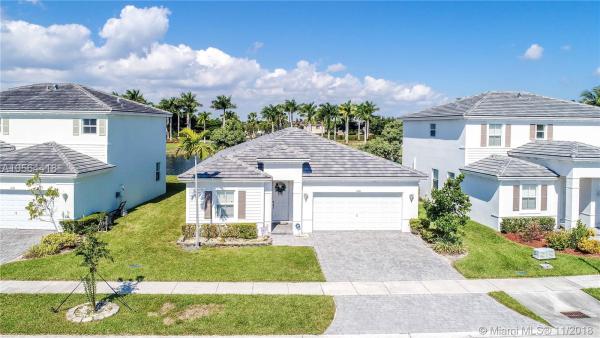 Antigua At Oasis, 3441 NE 2nd St, Homestead, Florida 33033, image 2