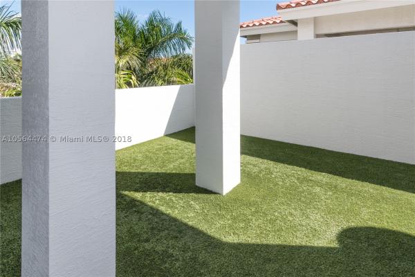 The Villas At Bay Harbor, 1180 98th St #1180, Bay Harbor Islands, Florida 33154, image 1