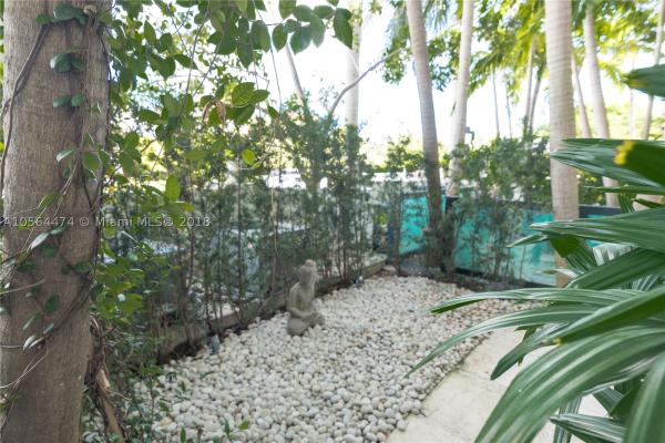 The Villas At Bay Harbor, 1180 98th St #1180, Bay Harbor Islands, Florida 33154, image 2